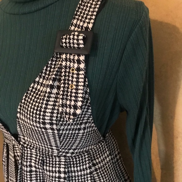 Zara Plaid Pinafore Dress - Picture 2 of 7